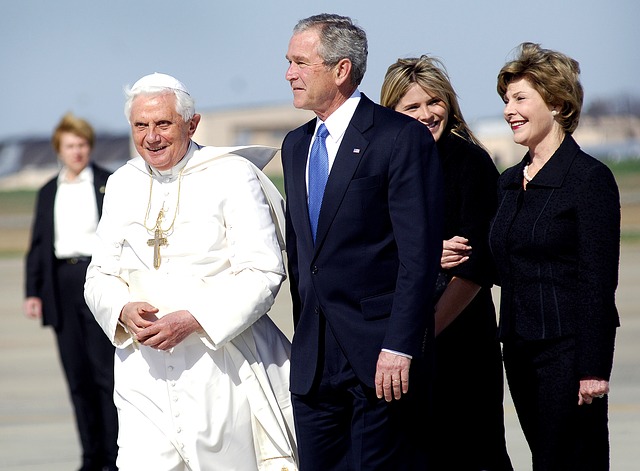George Bush s papežem